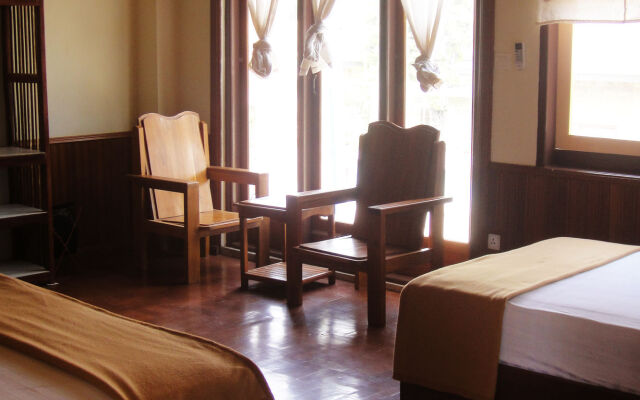 Three Seasons Inn & Spa
