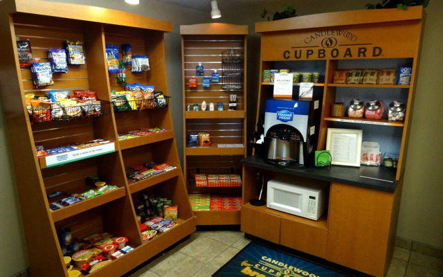 Sonesta Simply Suites Boston Burlington