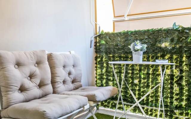 Adorable flat for 4 ppl in Kolonaki