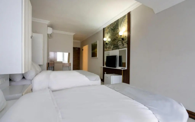 Sude Beach Resort Hotel