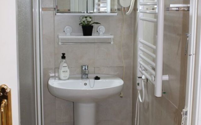 Yellow Centro La Latina Plaza Mayor