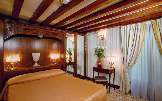 Hotel Palazzo Stern