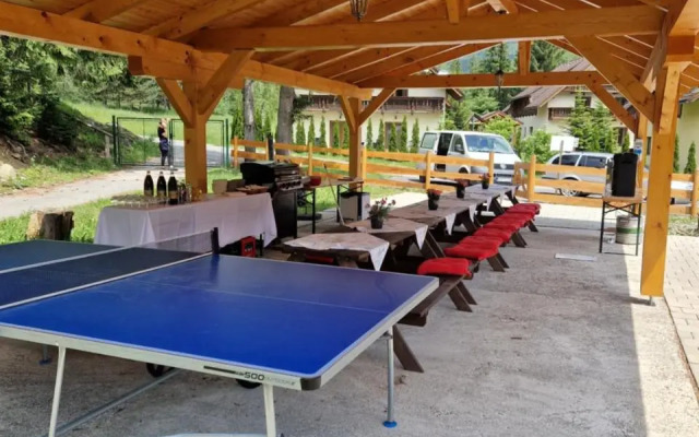 Pension/Apartments Kúria na Táloch