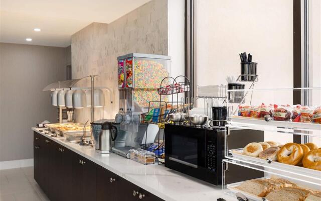 La Quinta Inn & Suites by Wyndham Dothan
