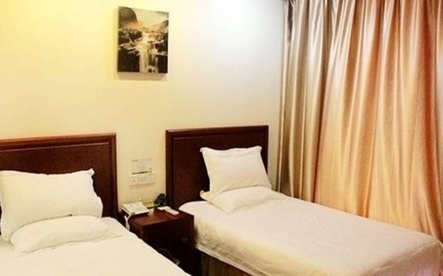 GreenTree Inn ZheJiang ShaoXing Middle ZhongXing Road LuXun Former Residence Shell Hotel – Guest Rooms – Shaoxing