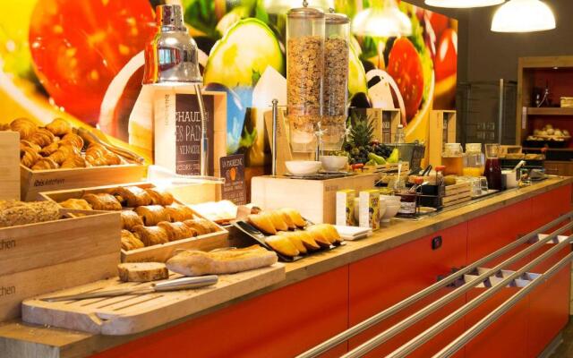 ibis Laval Le Relais d'Armor