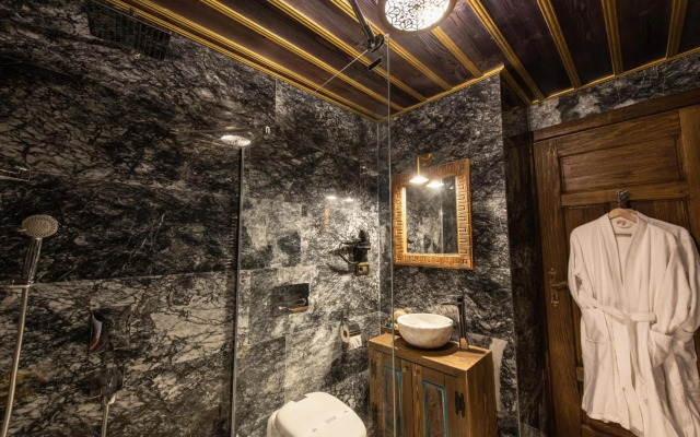 Foremanson Cave Hotel