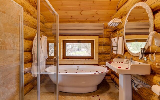 Загородный Клуб LaFa