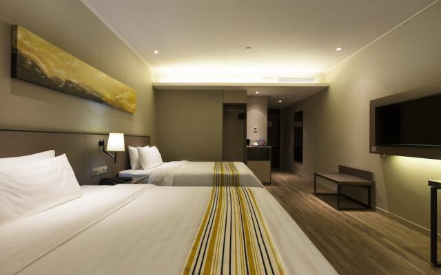 Foshan Jinao Hotel