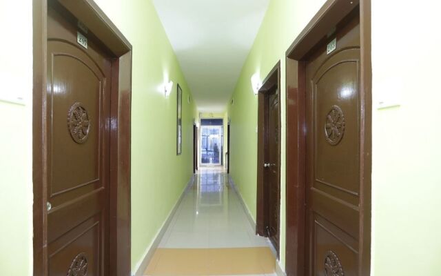 OYO 3072 Royal Villa