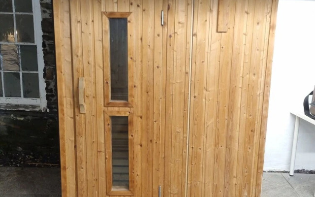 Brackendale Luxury Townhouse, hot Tub,sauna, Games