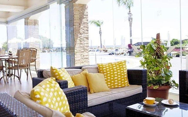 Mythos Beach Resort