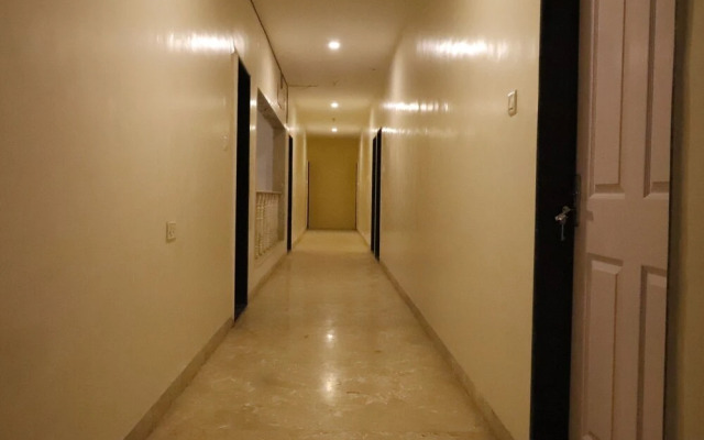 OYO 18789 The Pearl Inn