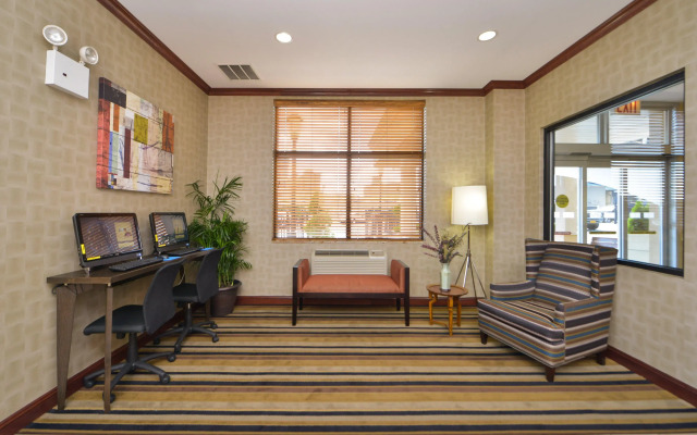 Holiday Inn Express Laguardia Airport by IHG