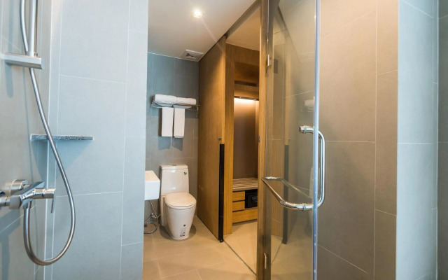 Sea Me Spring Tree Hotel - Adults only