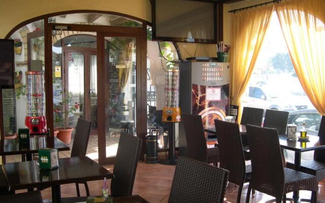 Hotel Cortijo Los Gallos