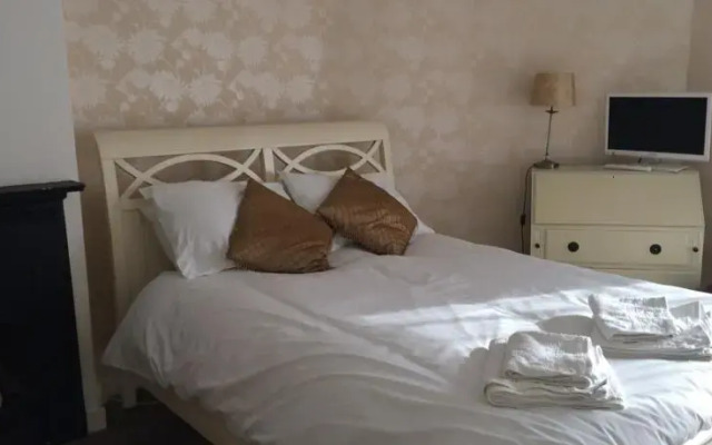 The Albert rooms