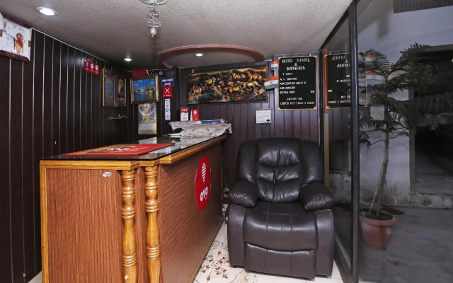 OYO 5851 Mehfil Hotel