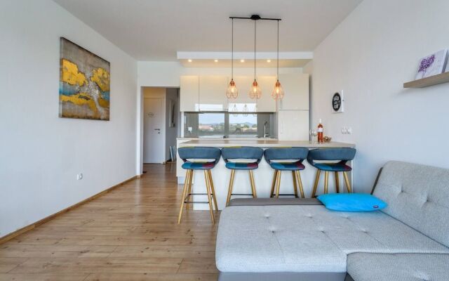 Sea View Apartment Zara Luminosa