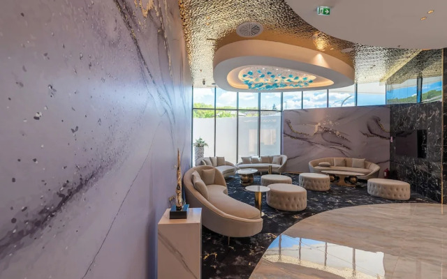 Elania Resort & Spa