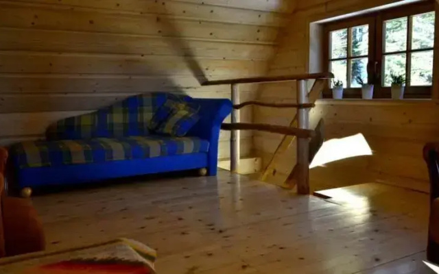 Domek drewniany w górach