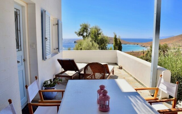 3 Bedroom Villa Overlooking Delfini Bay