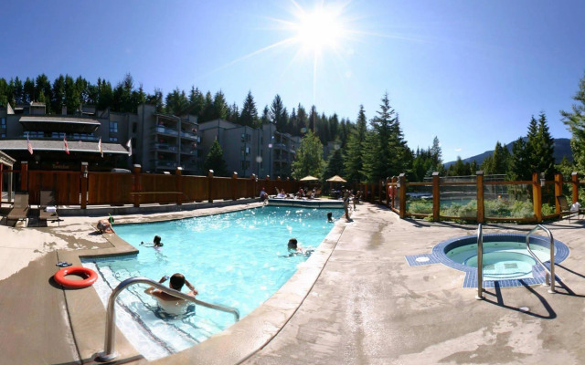 Tantalus Resort Lodge
