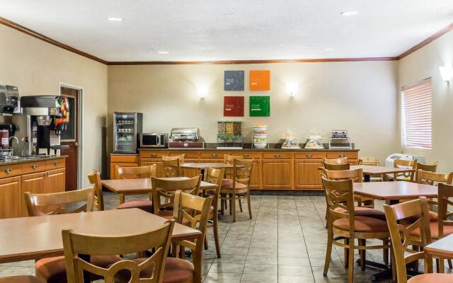 Comfort Suites Denver North - Westminster