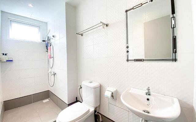 Seasons Luxury Apartment By Jk Home