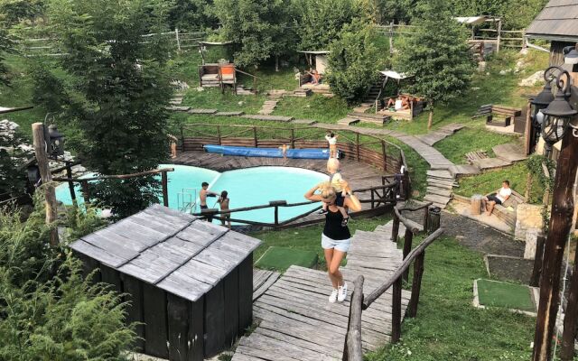 Ethno Houses Plitvica Selo Deluxe