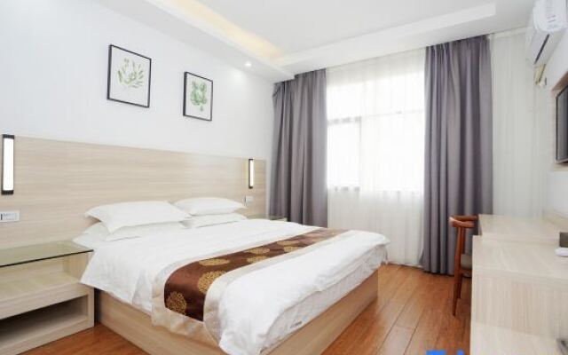 Sanchi Lane Inn (Guilin Railway Station Xiangshan Park Branch)