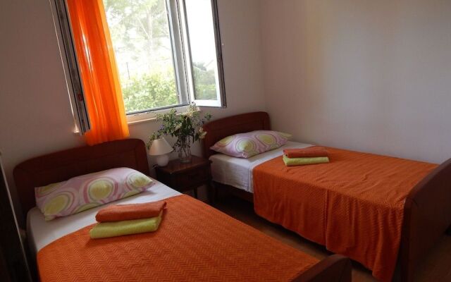 Apartments Mimose