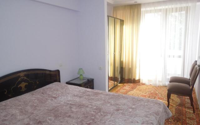 Apartment on 26 May 10/12