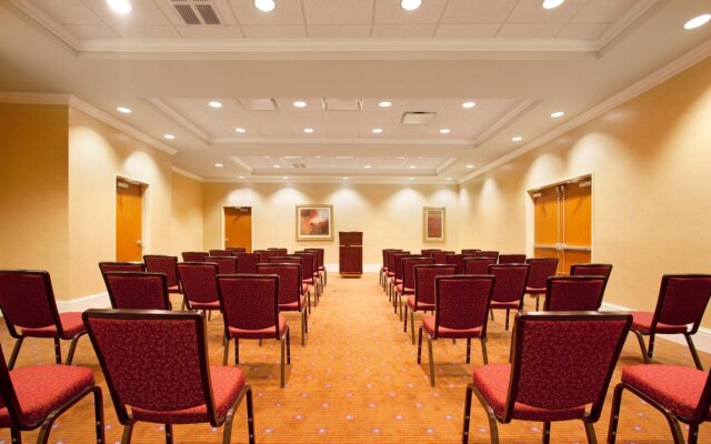 Holiday Inn Aurora North - Naperville by IHG