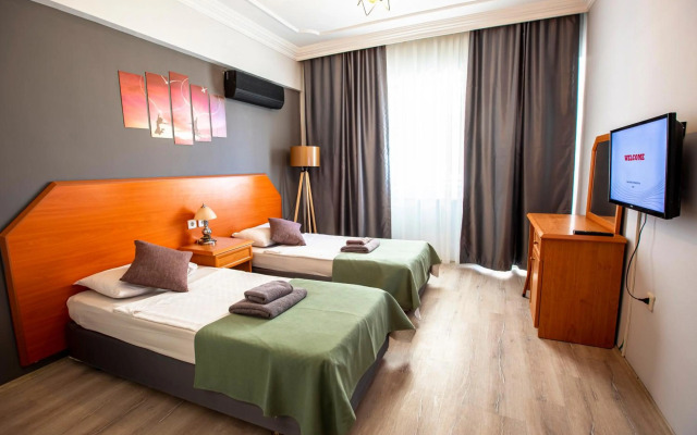 HMA Hotel & Suites
