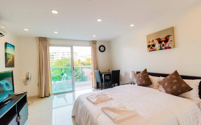 Laguna Bay 1