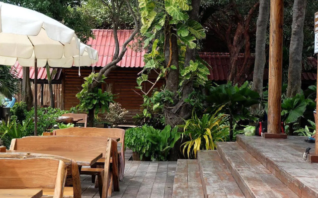 Tonsak Resort
