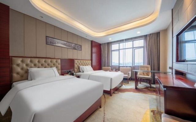 Peace International Hotel – Guest Rooms – Huaihua