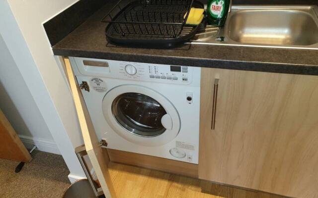 Birmingham Garnet, 3 Bedroom Apartment