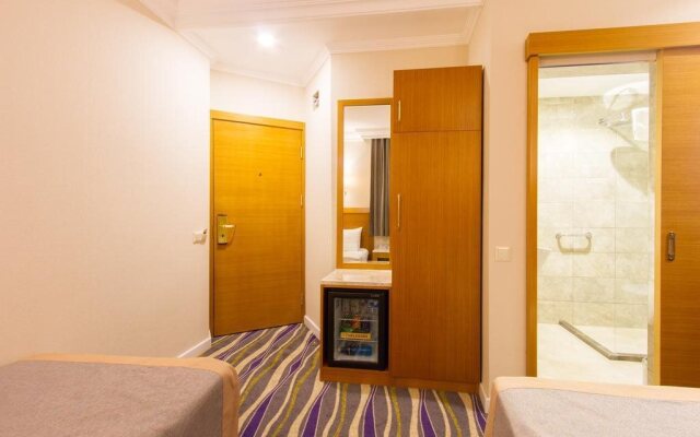 Dogan Royal Hotel