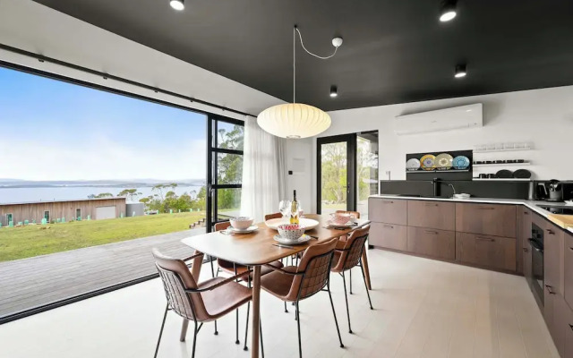 The Outlook on Mount Louis – 2 Bedroom