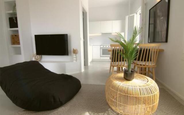 Aelia Suites Cycladic Simplicity