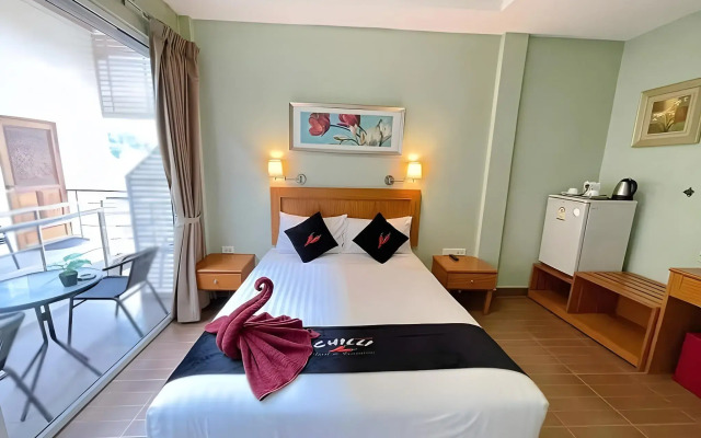 Chilli Hotel & Restaurant