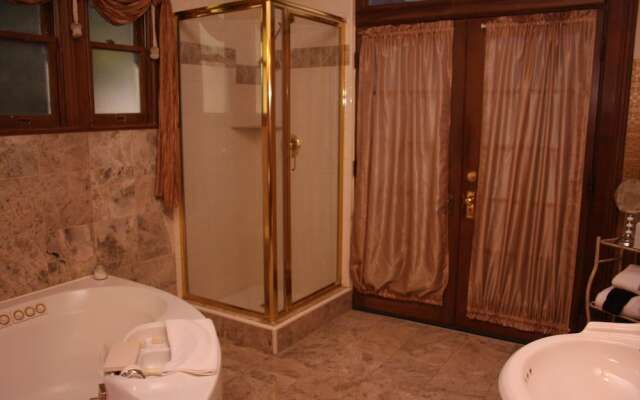 Amber House Inn of Midtown