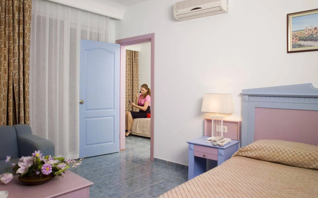 Eva Beach Hotel