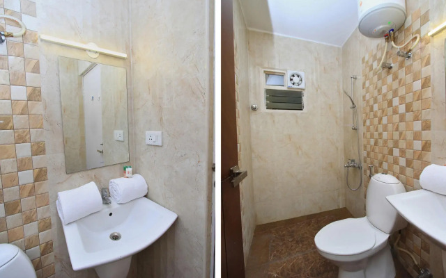 OYO Rooms 664 Near Nagawara Flyover