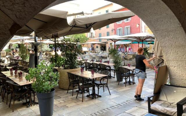Charming Apartment in the heart of Valbonne Village