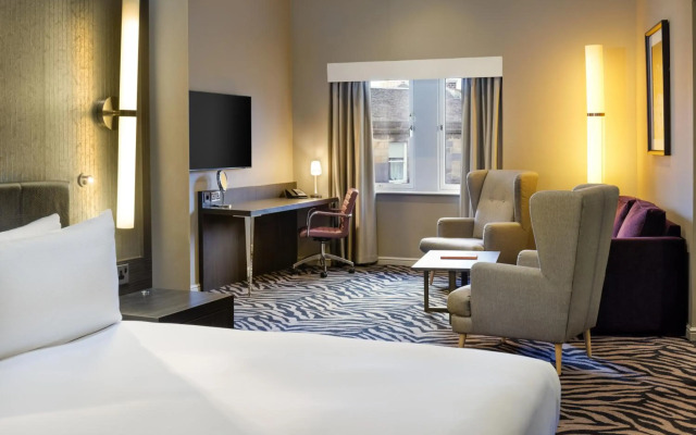 DoubleTree by Hilton Edinburgh City Centre