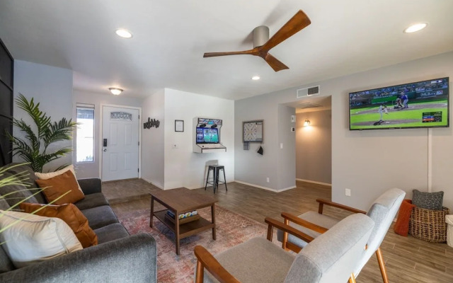 Tempe Vaughn 3 Bedroom Home by RedAwning