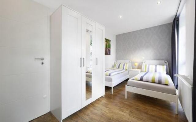 Apartment End